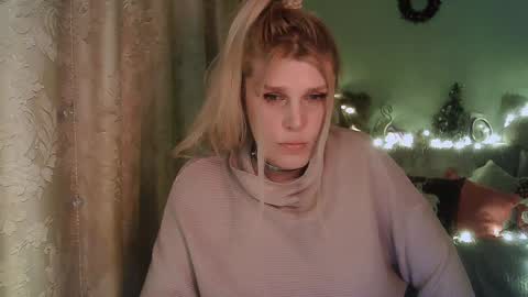 Annika  MTF ts post -op online show from 6, 1, 2025