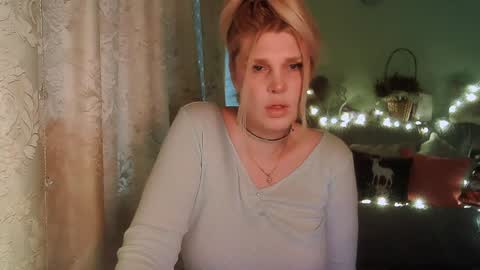 Annika  MTF ts post -op online show from 13, 1, 2025