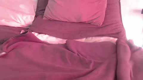 Snapshot of kung_furious chatting on 16, 10, 2025 Ohm. online show from 16, 10, 2025