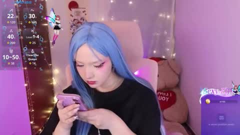 Snapshot of kurochan420 chatting on 17, 12, 2025 Andy online show from 17, 12, 2025