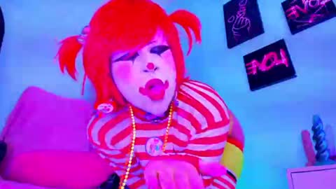 Snapshot of kuromi_bush chatting on 20, 6, 2026 IM KUROMI - MY NEXT STREAM - SATURDAY- 31 JANUARY 2026 - 10PM EST DONT MISS IT online show from 20, 6, 2026