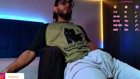 kuzzcoo online show from 22, 3, 2026