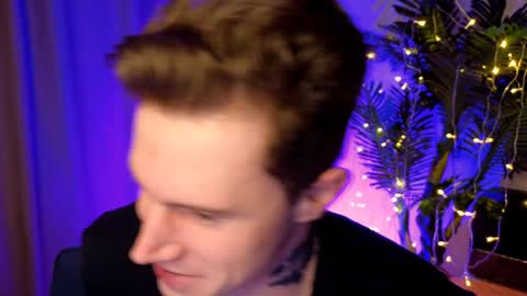 Snapshot of kyle_4u chatting on 31, 12, 2024 Kyle online show from 31, 12, 2024