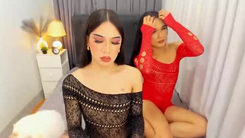 Snapshot of kylie_cums chatting on 5, 3, 2025 kylie_cums online show from 5, 3, 2025