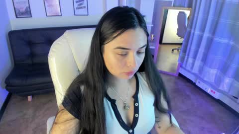 Snapshot of kylie_fire chatting on 11, 12, 2024 kylie online show from 11, 12, 2024