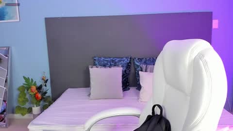 Snapshot of kylie_reyes chatting on 12, 12, 2024 Kylie Reyes online show from 12, 12, 2024