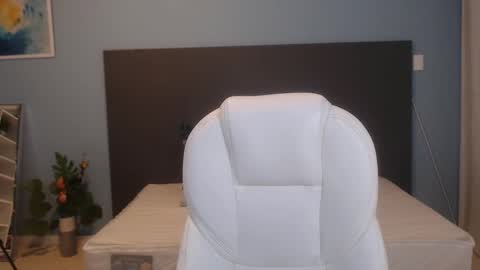 Snapshot of kylie_reyes chatting on 2, 1, 2025 Kylie Reyes online show from 2, 1, 2025