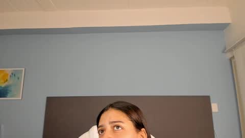 Snapshot of kylie_reyes chatting on 4, 1, 2025 Kylie Reyes online show from 4, 1, 2025