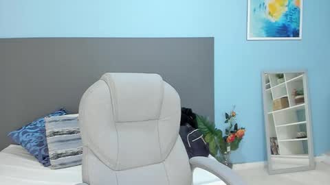 Snapshot of kylie_reyes chatting on 8, 10, 2025 Kylie Reyes online show from 8, 10, 2025