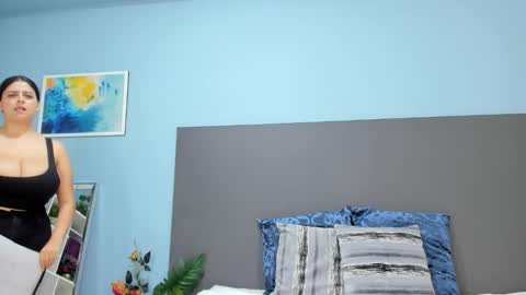 Snapshot of kylie_reyes chatting on 24, 10, 2025 Kylie Reyes online show from 24, 10, 2025