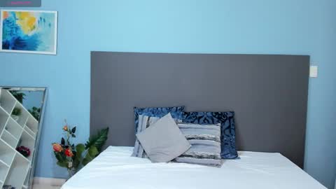 Snapshot of kylie_reyes chatting on 4, 11, 2025 Kylie Reyes online show from 4, 11, 2025