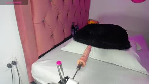 kylie Sttel online show from 27, 1, 2025