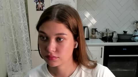 Snapshot of kylieblond chatting on 6, 10, 2025 Din online show from 6, 10, 2025