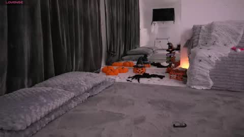 Kylie online show from 22, 10, 2025