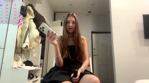 Selena online show from 4, 5, 2026