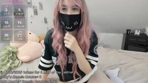 Kyra Wild online show from 30, 11, 2025