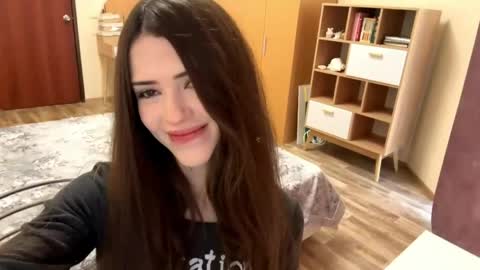 Snapshot of l1sa_bun chatting on 24, 5, 2026 Alice online show from 24, 5, 2026