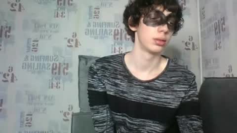 Snapshot of l8199 chatting on 15, 6, 2026 liam online show from 15, 6, 2026