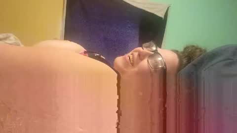 Laddybuggie27 online show from 14, 2, 2025