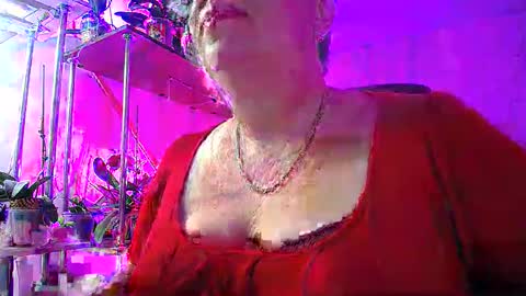Lady Gloria online show from 28, 1, 2025