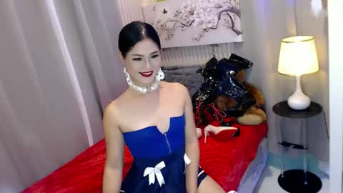 Snapshot of lady_trix000 chatting on 7, 5, 2026 Trix online show from 7, 5, 2026