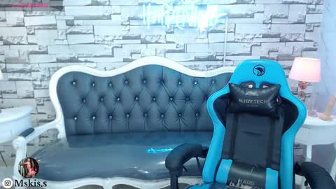 Lady Violet Bridgerton online show from 3, 3, 2025