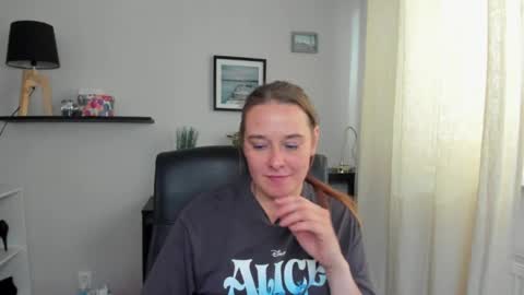 Snapshot of ladyalessa chatting on 20, 7, 2026 ALESSA online show from 20, 7, 2026