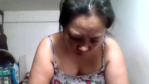 ladybignipples4u online show from 22, 4, 2026