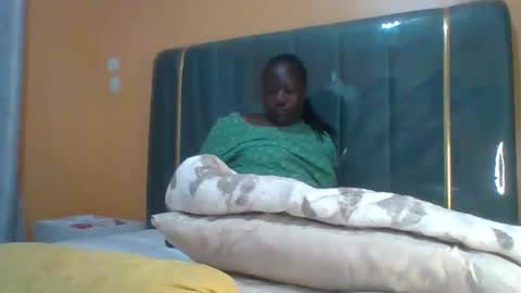 lindah32 online show from 12, 4, 2026