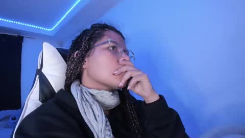  Lady  online show from 19, 2, 2025