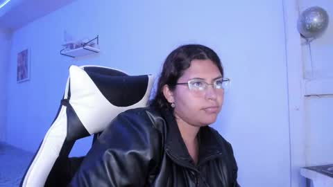  Lady  online show from 11, 9, 2025