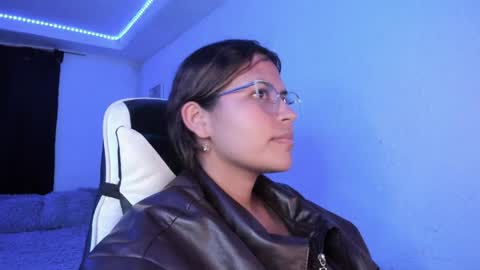  Lady  online show from 9, 3, 2026