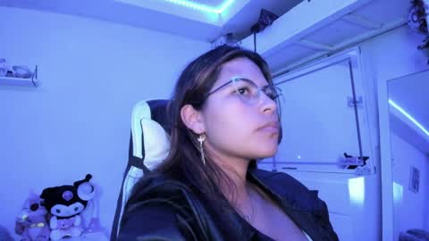  Lady  online show from 4, 4, 2026