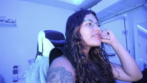  Lady  online show from 7, 4, 2026