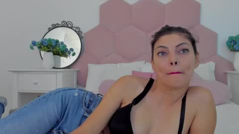 Snapshot of ladyliia chatting on 8, 1, 2025 Lia online show from 8, 1, 2025