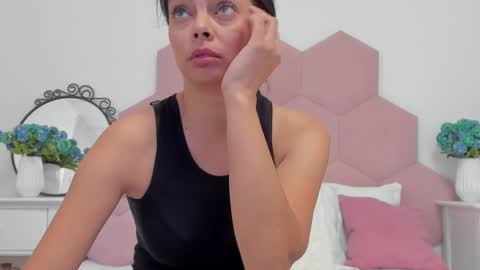 Snapshot of ladyliia chatting on 10, 1, 2025 Lia online show from 10, 1, 2025