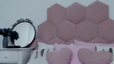 Snapshot of ladyliia chatting on 24, 2, 2025 Lia online show from 24, 2, 2025