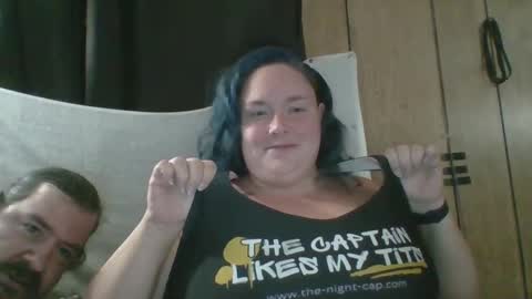 Snapshot of ladylynn13 chatting on 11, 9, 2025 LadyLynn13 online show from 11, 9, 2025