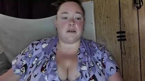 Snapshot of ladylynn13 chatting on 11, 11, 2025 LadyLynn13 online show from 11, 11, 2025