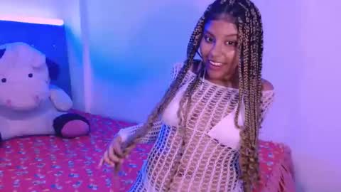 Snapshot of ladypussy69779756 chatting on 3, 3, 2026 laura online show from 3, 3, 2026