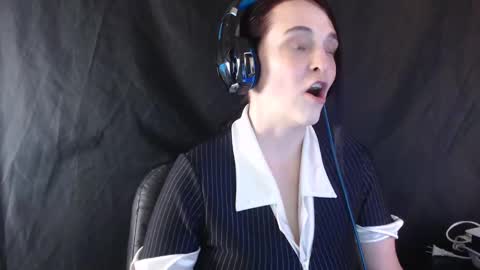 LadySlate online show from 3, 2, 2025