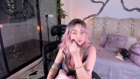 Snapshot of ladysweetts chatting on 15, 11, 2025 Lady online show from 15, 11, 2025