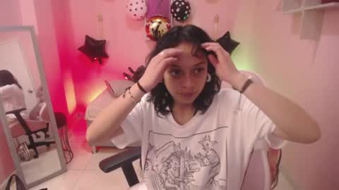 Ladywawy  online show from 18, 10, 2025