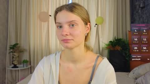 Lilia online show from 19, 10, 2025