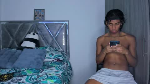 Snapshot of lagosanthos chatting on 25, 11, 2025 LagoSantos online show from 25, 11, 2025