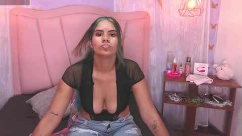 Snapshot of lahiacurvy chatting on 16, 3, 2026 Lahia online show from 16, 3, 2026