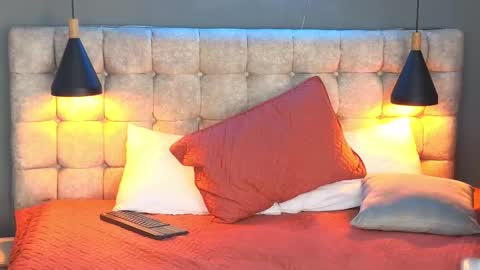    online show from 10, 2, 2025