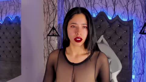 Snapshot of laia_miller_ chatting on 5, 2, 2025 Laia online show from 5, 2, 2025