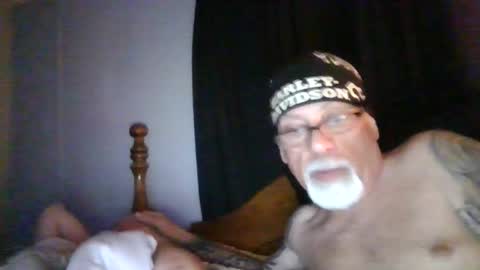 Snapshot of laidbackluxury chatting on 14, 5, 2026 laidbackluxury online show from 14, 5, 2026
