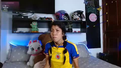Snapshot of laila_bunny chatting on 8, 7, 2026 Lai online show from 8, 7, 2026